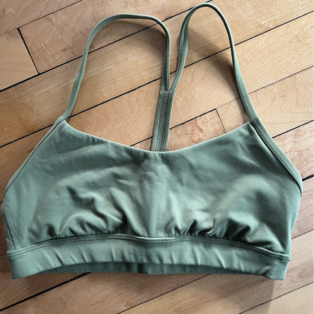 Lululemon Flow Y Nulu Bra